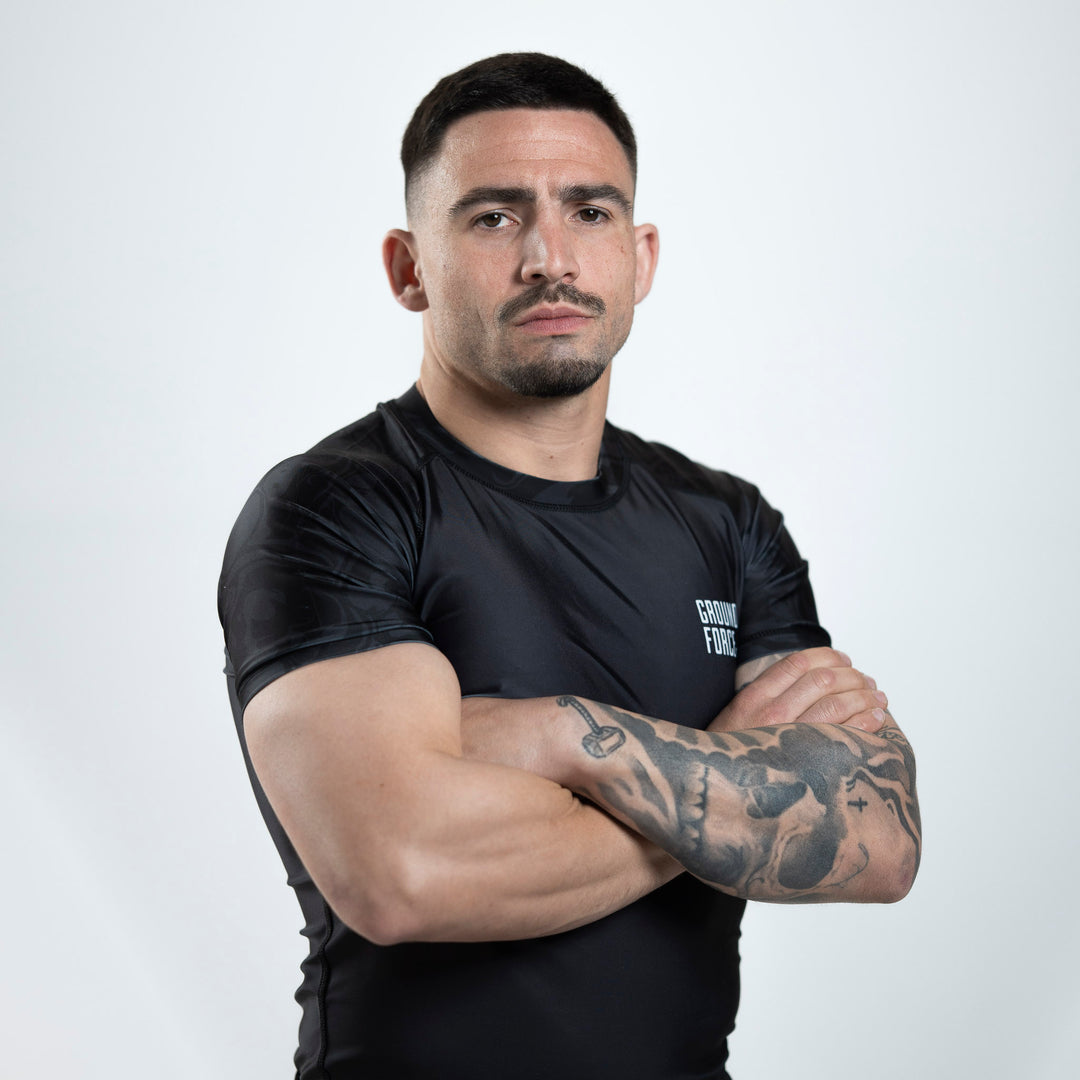 Wolf Rashguard Black - Short Sleeve