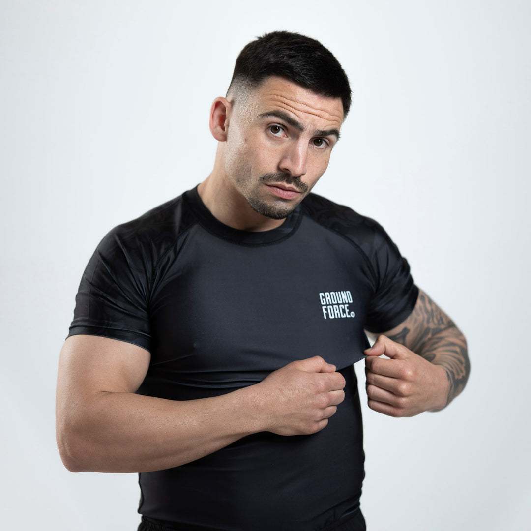 Wolf Rashguard Black - Short Sleeve