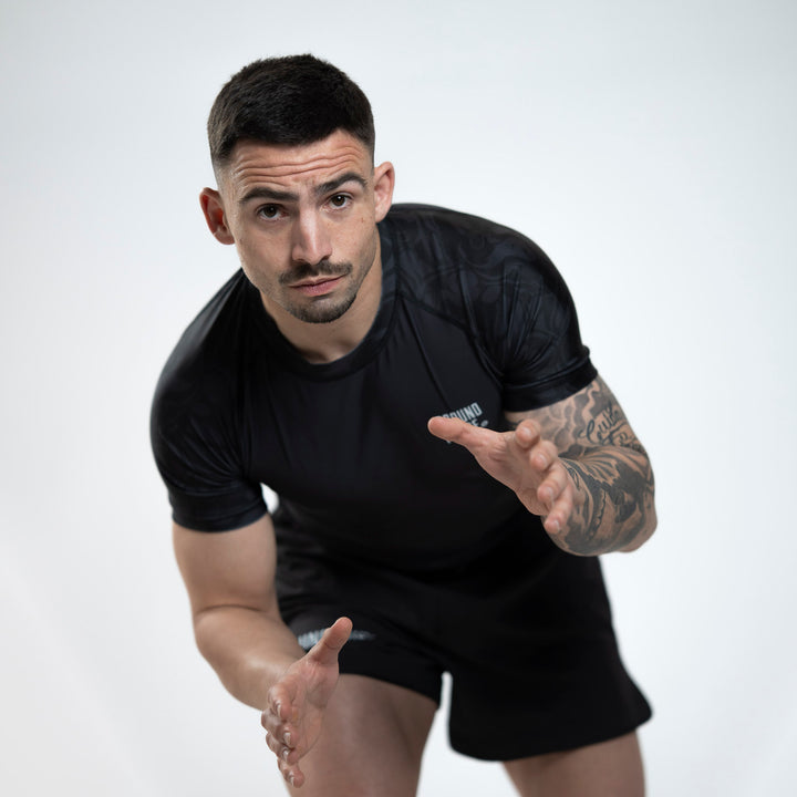 Wolf Rashguard Black - Short Sleeve